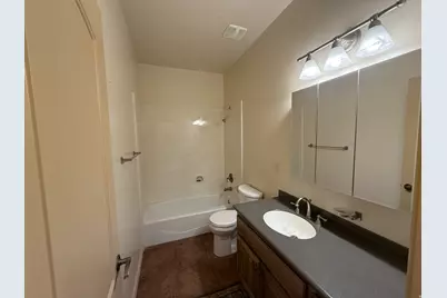 813 W Foothill Dr, Apple Valley, UT 84737 - Photo 24