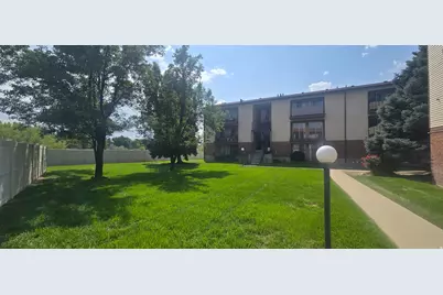 1118 E 6600 S #C6, Salt Lake City, UT 84121 - Photo 2