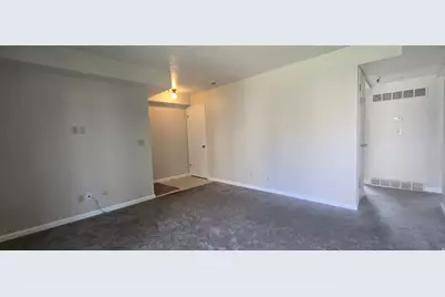 1118 E 6600 S #C6, Salt Lake City, UT 84121 - Photo 4