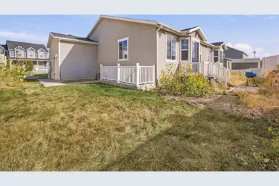 8056 S 6910 W, West Jordan, UT 84081 - Photo 34