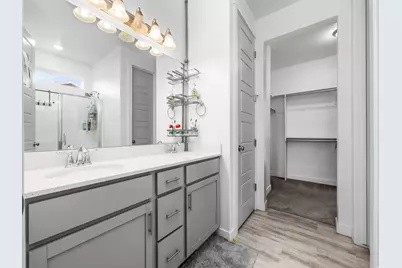 8056 S 6910 W, West Jordan, UT 84081 - Photo 12