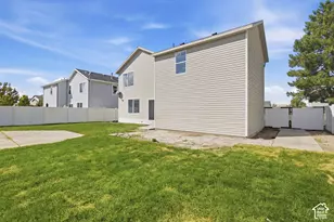 26 E 1860 N, Tooele, UT 84074 - Photo 32
