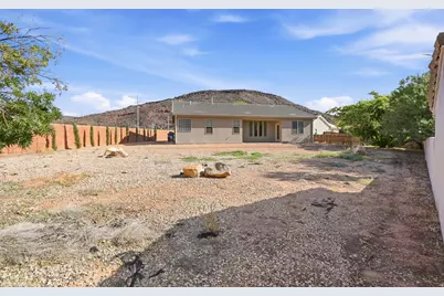 533 W Heritage Dr, Saint George, UT 84770 - Photo 30