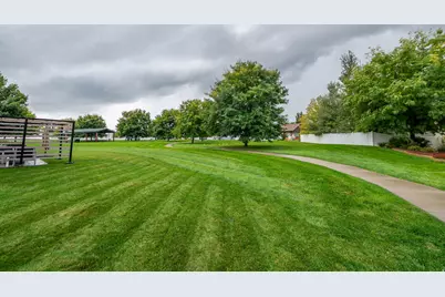 470 E Red Oak Dr N, North Logan, UT 84341 - Photo 30