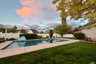 9845 N 6130 W, Highland, UT 84003 - Photo 20