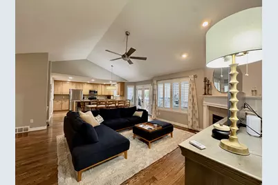 9845 N 6130 W, Highland, UT 84003 - Photo 4