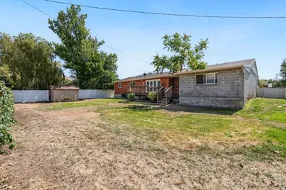 1079 E Hillcrest Dr, Springville, UT 84663 - Photo 36