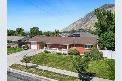 1079 E Hillcrest Dr, Springville, UT 84663 - Photo 2