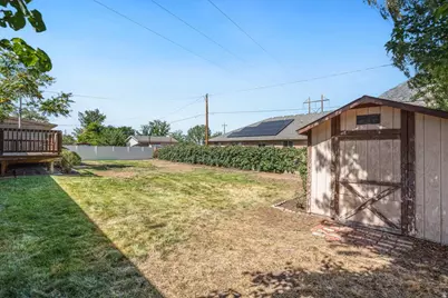 1079 E Hillcrest Dr, Springville, UT 84663 - Photo 38