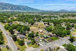 282 S 200 W, Hyrum, UT 84319 - Photo 38