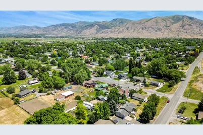 282 S 200 W, Hyrum, UT 84319 - Photo 44