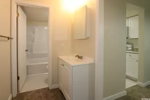 430 E 3335 S, Salt Lake City, UT 84115 - Photo 4