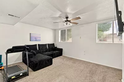 293 W 1225 N, Layton, UT 84041 - Photo 26