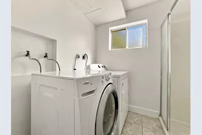 293 W 1225 N, Layton, UT 84041 - Photo 30