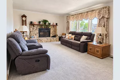 3676 W 4700 S, Roy, UT 84067 - Photo 4