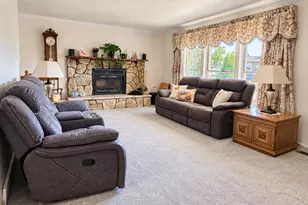 3676 W 4700 S, Roy, UT 84067 - Photo 4