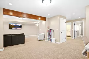 1562 N 2030 W, Clinton, UT 84015 - Photo 16