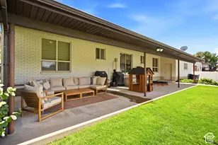 105 N Country Wy, Fruit Heights, UT 84037 - Photo 28