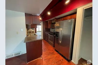 671 E 4149 S, Millcreek, UT 84107 - Photo 6