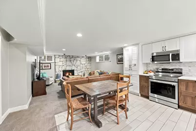 2337 S Country Cir, Salt Lake City, UT 84109 - Photo 18