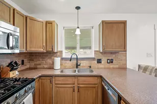 1695 N 1900 W, Lehi, UT 84043 - Photo 8