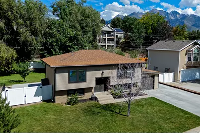8523 S Kelsch Dr E, Sandy, UT 84093 - Photo 2