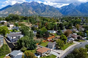 8523 S Kelsch Dr E, Sandy, UT 84093 - Photo 4