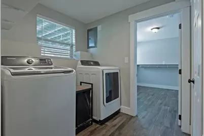 8523 S Kelsch Dr E, Sandy, UT 84093 - Photo 24