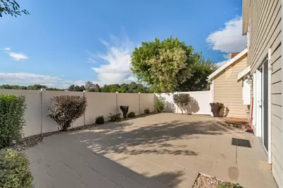 1516 E Spring Gate Dr S, Salt Lake City, UT 84117 - Photo 14
