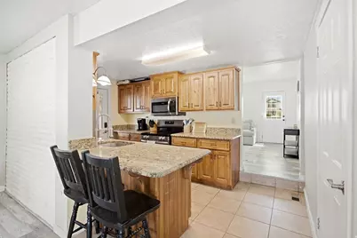 1548 W 2700 S, Syracuse, UT 84075 - Photo 14