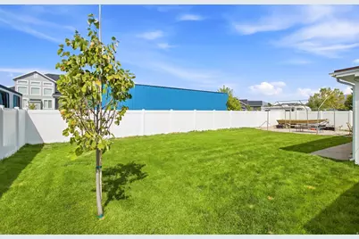 1548 W 2700 S, Syracuse, UT 84075 - Photo 32