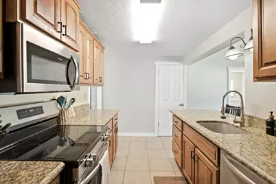 1548 W 2700 S, Syracuse, UT 84075 - Photo 18