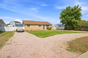1548 W 2700 S, Syracuse, UT 84075 - Photo 30