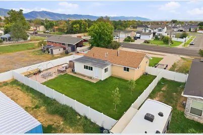 1548 W 2700 S, Syracuse, UT 84075 - Photo 40