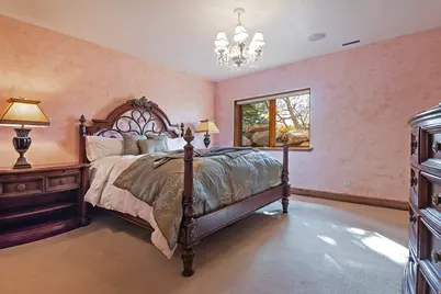 8778 S Falcon Heights Ln, Sandy, UT 84093 - Photo 44