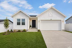 1061 W Alpine Ln, Grantsville, UT 84029 - Photo 2