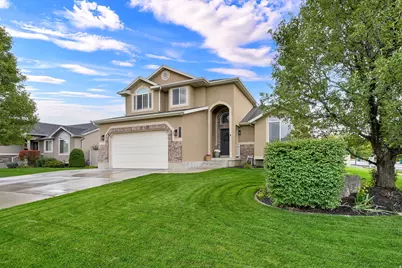 3651 W 1125 N, Layton, UT 84041 - Photo 2