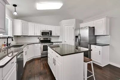 3651 W 1125 N, Layton, UT 84041 - Photo 4