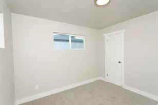 4511 W 5055 S, Salt Lake City, UT 84118 - Photo 10