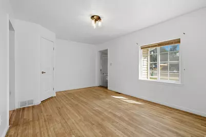 13126 S 1830 W, Riverton, UT 84065 - Photo 10