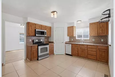 13126 S 1830 W, Riverton, UT 84065 - Photo 12