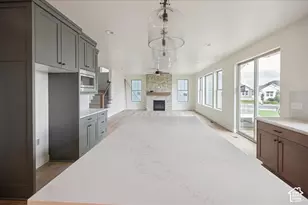 96 S Horizon Dr, Farmington, UT 84025 - Photo 10