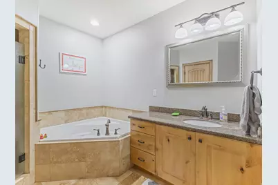 4460 S 2700 E, Holladay, UT 84124 - Photo 28