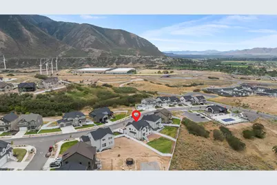 36 W Limber Pine Dr, Mapleton, UT 84664 - Photo 48