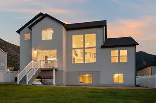 36 W Limber Pine Dr, Mapleton, UT 84664 - Photo 2