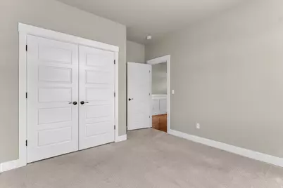 2063 E 1200 N, Layton, UT 84040 - Photo 20