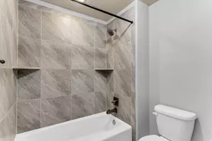 2063 E 1200 N, Layton, UT 84040 - Photo 30
