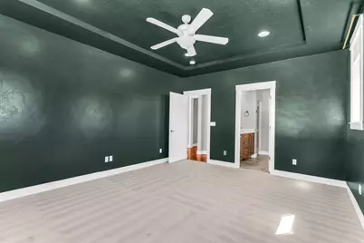 2063 E 1200 N, Layton, UT 84040 - Photo 14