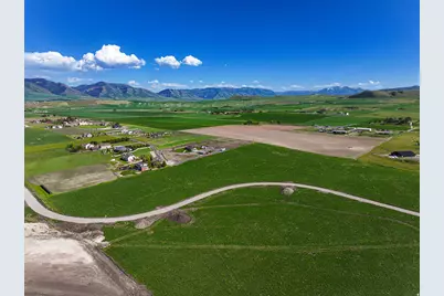 2988 W 6500 S #10, Wellsville, UT 84339 - Photo 4