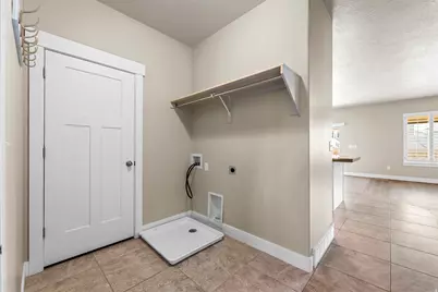 1587 W 430 N, Lindon, UT 84042 - Photo 12